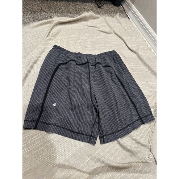 Lululemon Men's Pace Breaker Shorts, Grey, Striped, Lined, Drawstring, Size XL - Picture 1 of 6